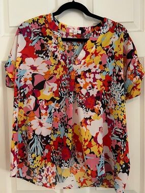 V-Neck Short Sleeve Floral Blouse - Multicolor Avara